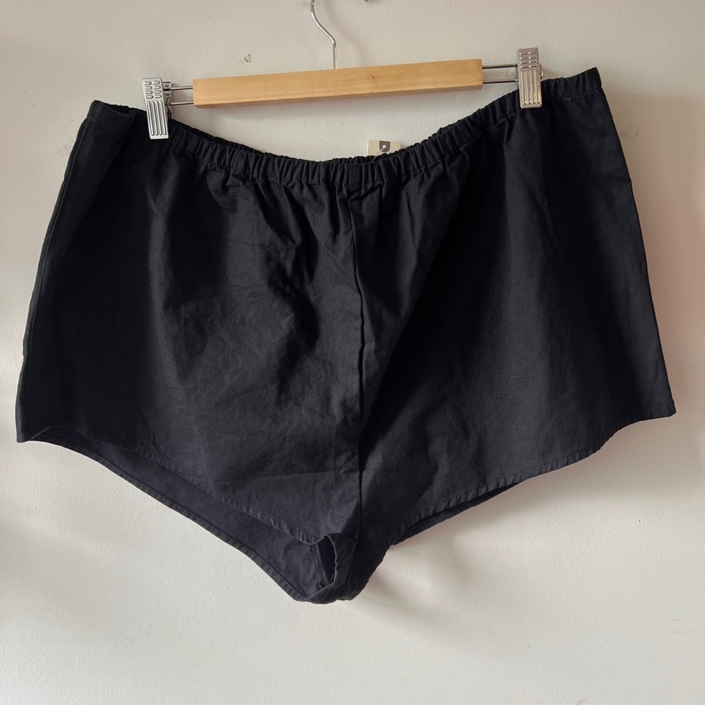 Anthropologie Linen Tap Shorts XL BNWT